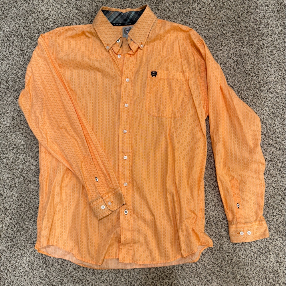 Cinch Button Up